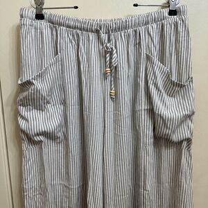 Torrid Loose Gauze Pants Torrid SZ 0/12 Brand new with tags!